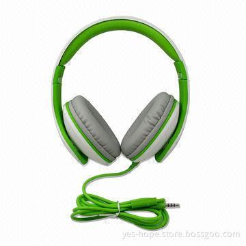 High-quality Over Ear Headphones with 32 Ohms Impedance, 30mm Driver Unit